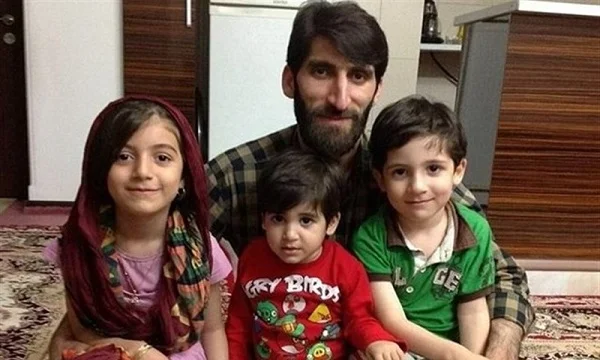 دلگیری خانواده شهدای خان‌طومان از نحوه اطلاع‌رسانی کشف پیکر شهدایشان
