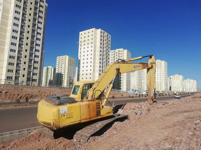 سیاست ساخت مسکن  از "هیچ به اوج "