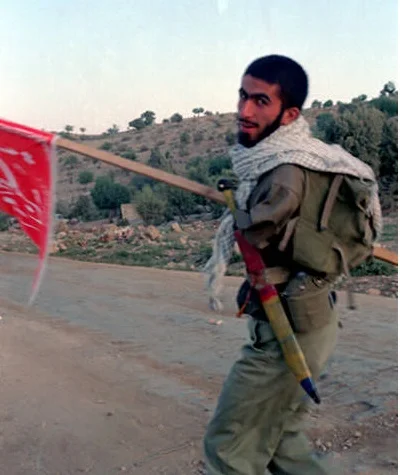 علی شیری شیرمرد ، با خاکی که سرد نبود !